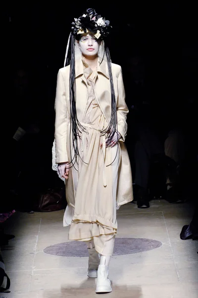 Look 23